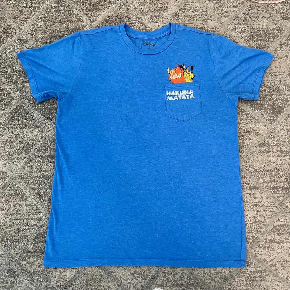 Disney Hakuna Matata T-shirt size Medium